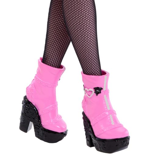 Monster High - Draculaura baba, kiskedvencével (HRP64)